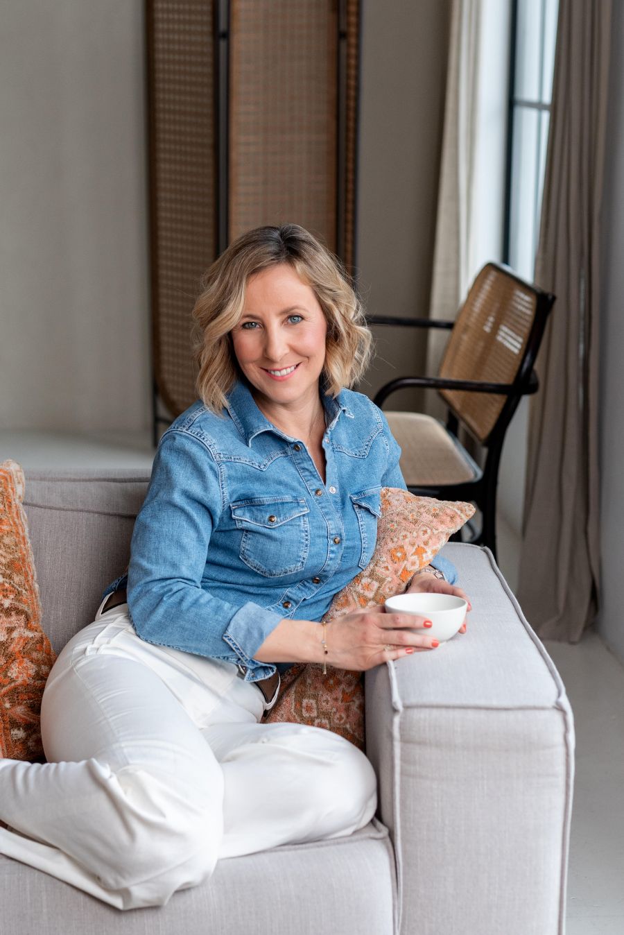 „Kávézzunk együtt” – Interjú Fűri Brigittával - STYLELIFE - Interjúk - Fűri Brigitta, Indra.hu, Karrier tanácsadás, Kávézzunk együtt,