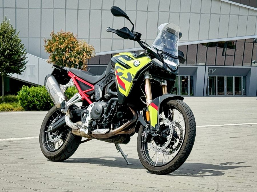 Nem állva szeretünk bele – BMW F 900 GS - Autó & Motor - MOBILITY - 2024 BMW F900GS teszt, BMW f 900 GS teszt, f900gs, F900GS teszt,