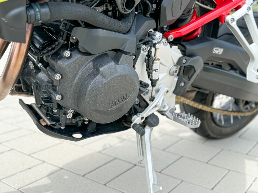 Nem állva szeretünk bele – BMW F 900 GS - Autó & Motor - MOBILITY - 2024 BMW F900GS teszt, BMW f 900 GS teszt, f900gs, F900GS teszt,