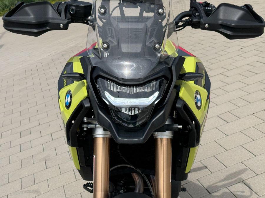 Nem állva szeretünk bele – BMW F 900 GS - Autó & Motor - MOBILITY - 2024 BMW F900GS teszt, BMW f 900 GS teszt, f900gs, F900GS teszt,