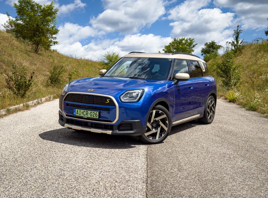 SUV, vidám és elektromos – Mini Countryman SE All4 - Autó & Motor - MOBILITY - 2024 Mini countryman SE All4 teszt, countryman 2024, countryman e, countryman electric, countryman elektromos teszt, countryman teszt, Mni countryman SE teszt, 