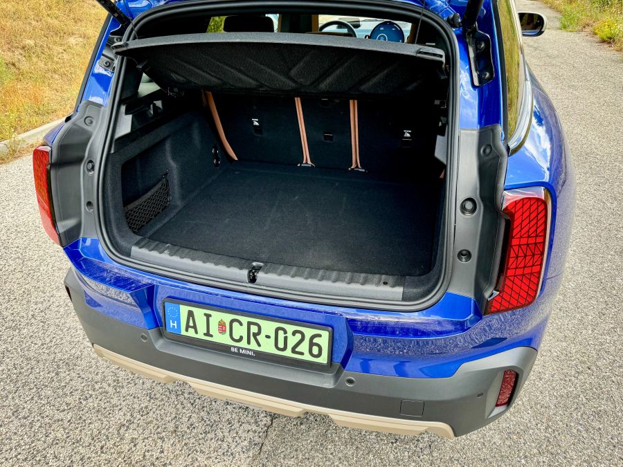 SUV, vidám és elektromos – Mini Countryman SE All4 - Autó & Motor - MOBILITY - 2024 Mini countryman SE All4 teszt, countryman 2024, countryman e, countryman electric, countryman elektromos teszt, countryman teszt, Mni countryman SE teszt, 