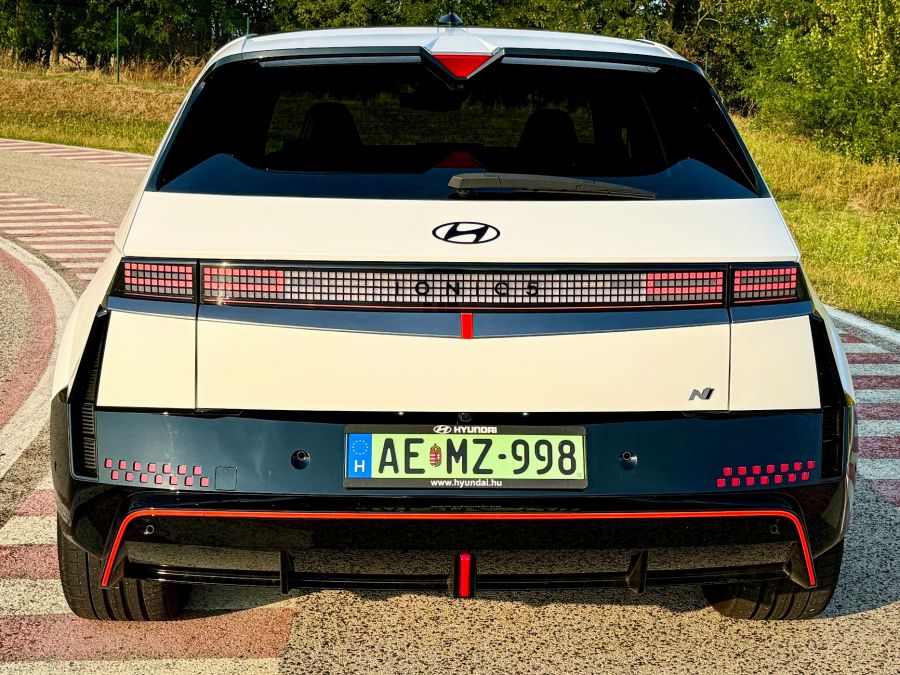 Gyorsabban, gyorsabban, gyorsabban – Hyundai Ioniq 5 N - Autó & Motor - MOBILITY - hyundai ioniq 5, hyundai Ioniq 5N t, ioniq 5, ioniq 5n, ioniq 5N teszt,
