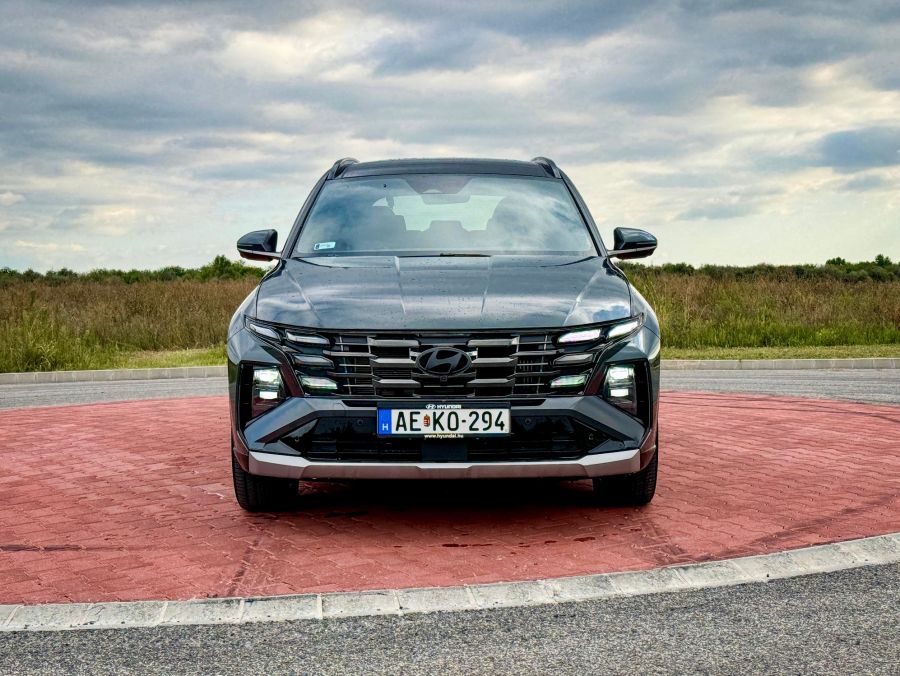 Nem köthetsz bele – Hyundai Tucson 1.6 T-GDi hybrid - Autó & Motor - MOBILITY - hyundai tucson hybrid 1.6 TGDI, tucson 2024, tucson 2024 teszt, tucson hyundai teszt, 
