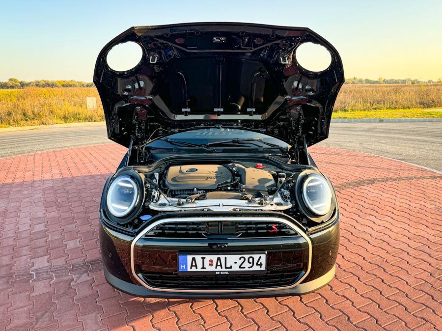Az élmény továbbra sem Mini – Mini Cooper S - Autó & Motor - MOBILITY - mini cooper, Mini cooper S teszt 2024, Mini cooper teszt, mini teszt, 