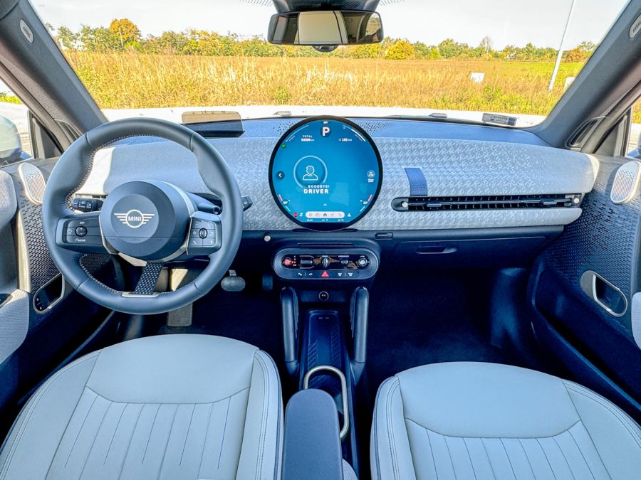 Az elektromos kicsi – Mini Cooper SE - Autó & Motor - MOBILITY - 2024 Mini Cooper SE teszt, 2024 Mini elektromos, Mini Cooper elektromos teszt, Mini Cooper SE teszt,