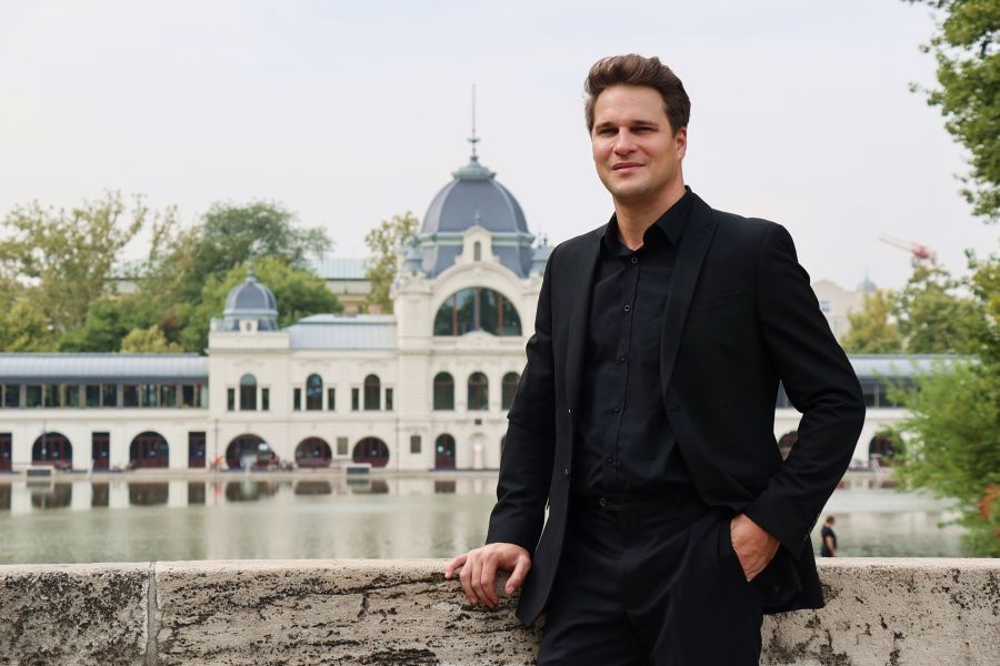 Kovács Gábor operaénekes ragyogó alakítása a Csokonai Nemzeti Színház színpadán – Ünnep az operakedvelők számára! - Kikapcsoló - STYLENEWS - Csokonai Teátrum, Kovács Gábor, opera, 