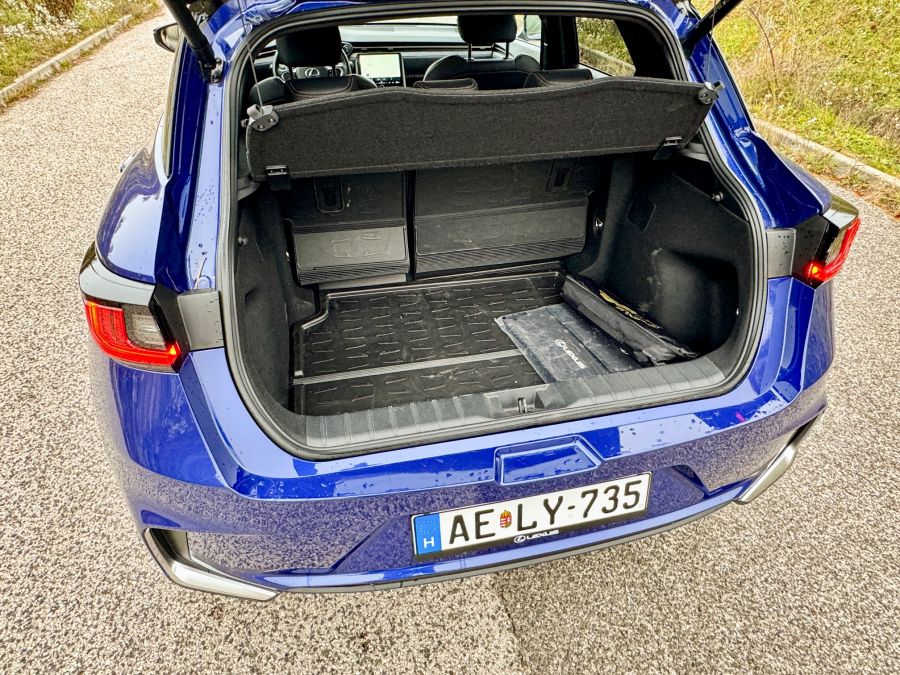 Lexus LBX: A Stílusos Kicsi SUV Nagy Szíve - Autó & Motor - MOBILITY - 