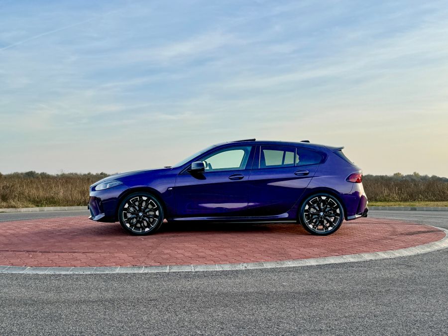 Formálódó jövő – BMW M135 xDrive - Autó & Motor - MOBILITY - 2024 BMW M135 teszt, BMW M1 teszt, BMW M135 teszt, BMW M135 xDrive teszt,