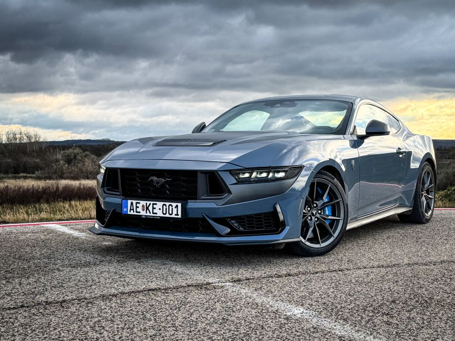 Utolsó felvonás? Ford Mustang Dark Horse 5.0 V8 - Autó & Motor - MOBILITY - ford, ford mustang, ford mustang dark horse, ford mustang dark horse teszt, ford mustang teszt, mustang, mustang dark horse, mustang teszt, 