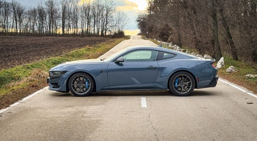 Utolsó felvonás? Ford Mustang Dark Horse 5.0 V8 - Autó & Motor - MOBILITY - ford, ford mustang, ford mustang dark horse, ford mustang dark horse teszt, ford mustang teszt, mustang, mustang dark horse, mustang teszt, 