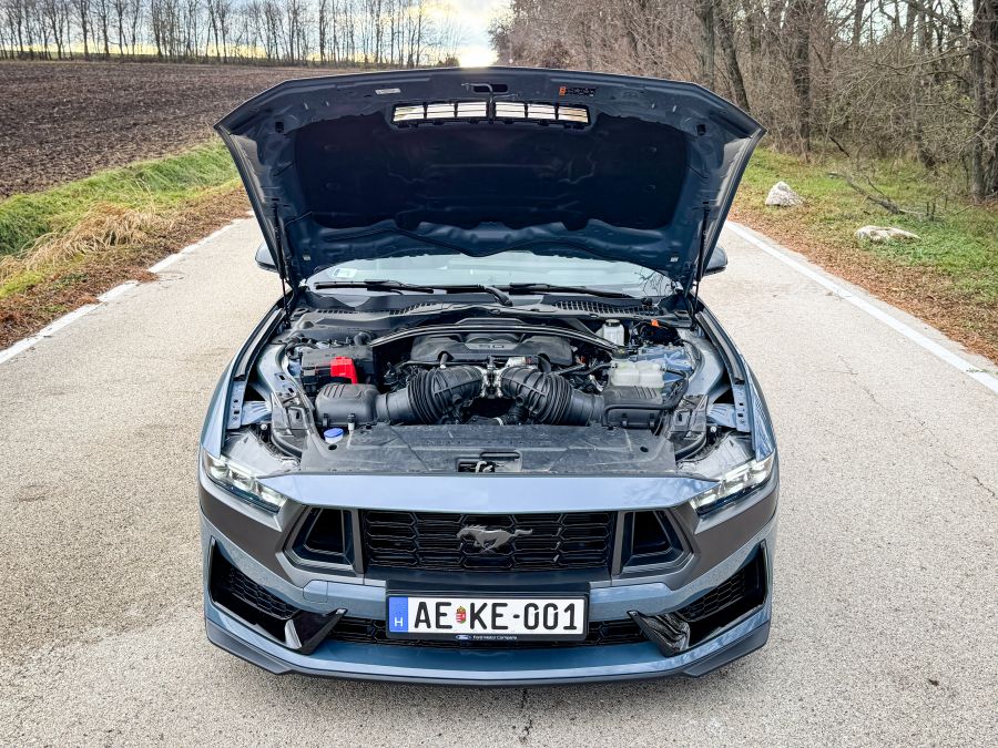 Utolsó felvonás? Ford Mustang Dark Horse 5.0 V8 - Autó & Motor - MOBILITY - ford, ford mustang, ford mustang dark horse, ford mustang dark horse teszt, ford mustang teszt, mustang, mustang dark horse, mustang teszt, 