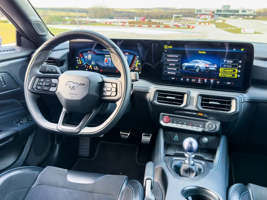 Utolsó felvonás? Ford Mustang Dark Horse 5.0 V8 - Autó & Motor - MOBILITY - ford, ford mustang, ford mustang dark horse, ford mustang dark horse teszt, ford mustang teszt, mustang, mustang dark horse, mustang teszt, 