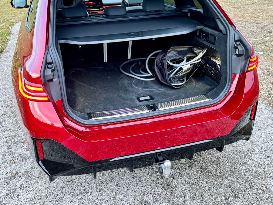 Az i-re a pont – BMW i5 M60 xDrive Touring - Autó & Motor - MOBILITY - 2024 BMW i5 teszt, BMW i5, BMW i5 kombi teszt, BMW i5 M60 Touring teszt,