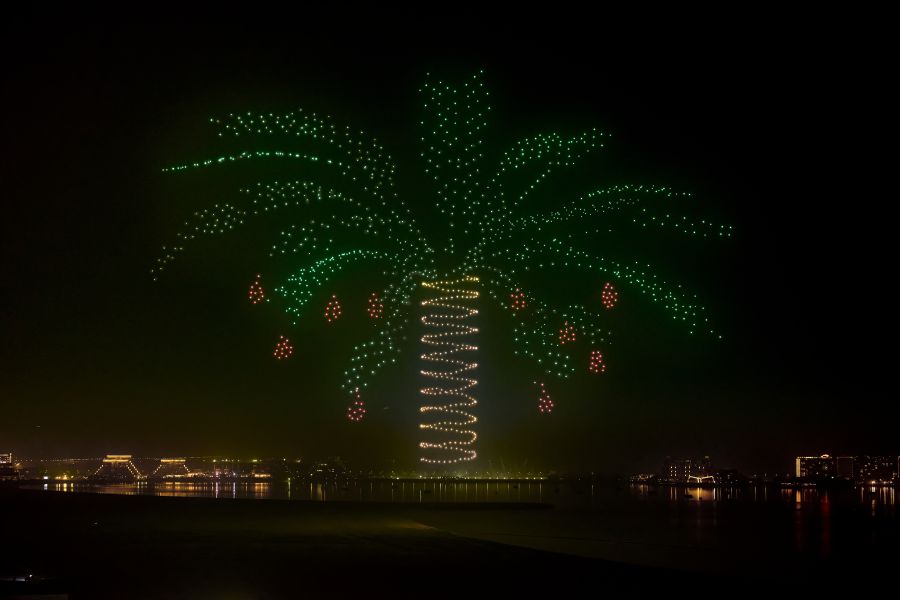 Megelevenedett a történelem  és két új Guinness világrekord született szilveszter éjjelén  az Egyesült Arab Emírségek égboltján - STYLENEWS -  - Egyesült Arab Emírségek, Rász el-Haima, 