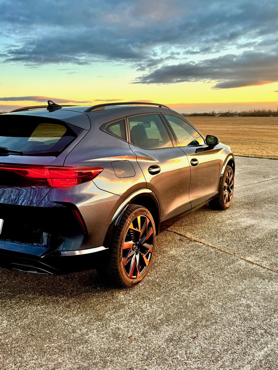 Az unalom ellen – Cupra Formentor 1.5 TSI DSG mHEV - Autó & Motor - MOBILITY - cupra formentor, cupra formentor 1.5 tsi mHEV teszt, cupra formentor teszt, formentor mild-hybrid teszt,