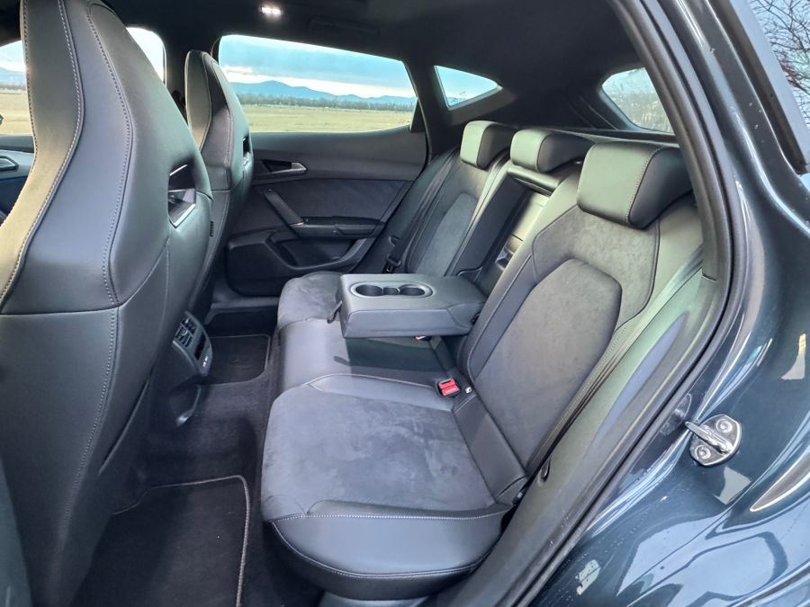 Az unalom ellen – Cupra Formentor 1.5 TSI DSG mHEV - Autó & Motor - MOBILITY - cupra formentor, cupra formentor 1.5 tsi mHEV teszt, cupra formentor teszt, formentor mild-hybrid teszt, 