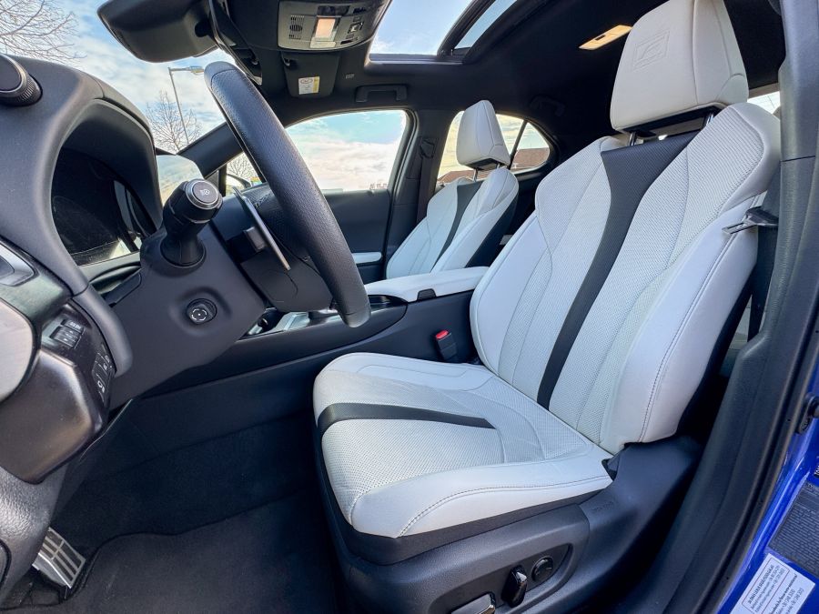 Már nem a legkisebb  -  Lexus UX 300h F Sport - Autó & Motor - MOBILITY - lexus, lexus ux, lexus ux 300, lexus ux 300h, 