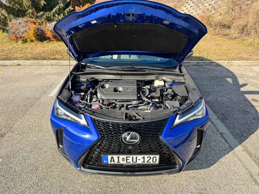 Már nem a legkisebb  -  Lexus UX 300h F Sport - Autó & Motor - MOBILITY - lexus, lexus ux, lexus ux 300, lexus ux 300h, 