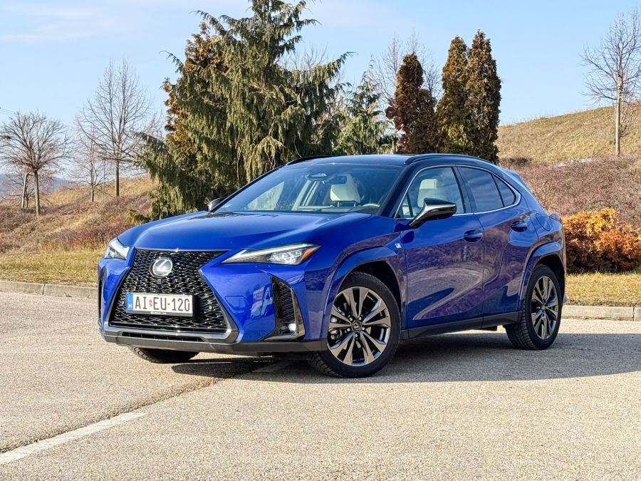 Már nem a legkisebb  -  Lexus UX 300h F Sport - Autó & Motor - MOBILITY - lexus, lexus ux, lexus ux 300, lexus ux 300h, 