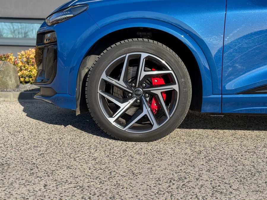 A prémium elektromos autó, amely új szintre emeli a négy karikát - Audi SQ6 E-tron - Autó & Motor - MOBILITY - Audi SQ6 E-tron, Audi teszt,