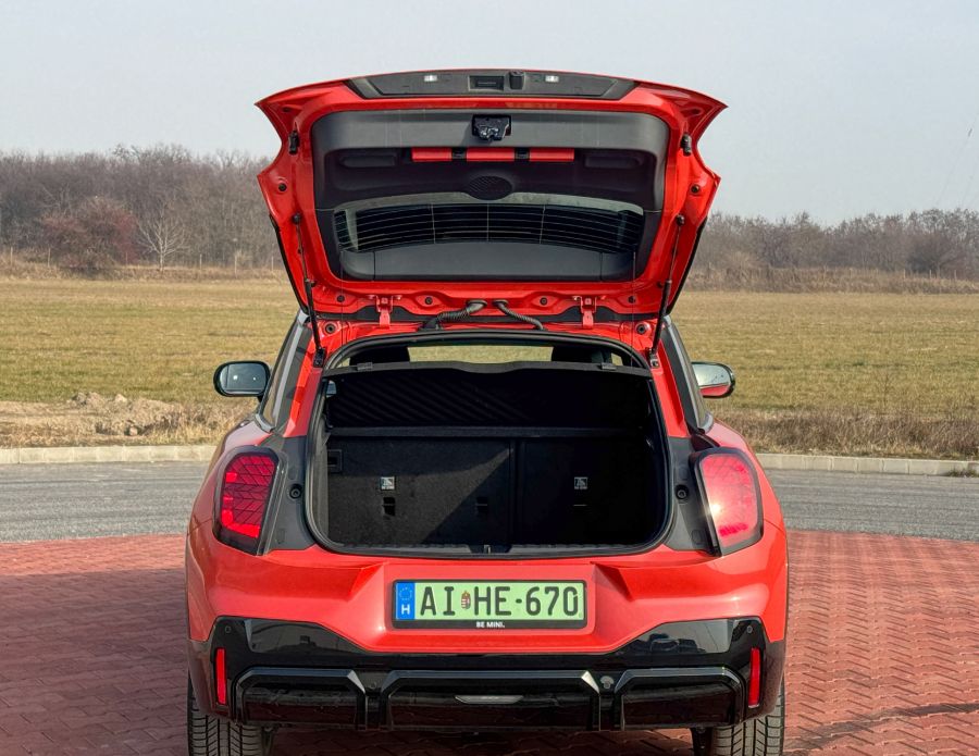 MINI Aceman S JCW - Utcai Rallyfeeling - Autó & Motor - MOBILITY - mini, mini aceman, mini aceman s, mini aceman s jcw, mini aceman teszt, mini jcw, mini teszt, 