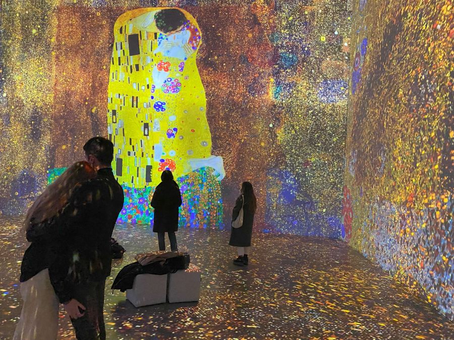 Budapestre érkezik a Gustav Klimt: The Immersive Experience kiállítás - Kikapcsoló - STYLENEWS - Gustav Klimt, Gustav Klimt Experience című interaktív kiállítás.   , The Immersive Experience, 