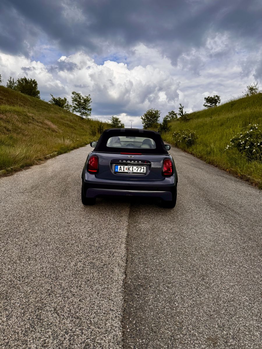 Megérni! Megélni! Megéri! – Mini Cooper Cabrio S - Autó & Motor - MOBILITY - 2025 mini cabrio s teszt, 2025 mini cabrio teszt, mini cabrio, Mini cooper Cabrio S teszt, 