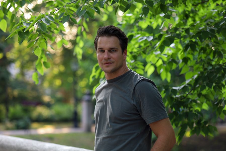 KOVÁCS GÁBOR, a tenor akit nem lehet nem észrevenni… - STYLELIFE - Interjúk - Kovács Gábor operaénekes, Musical %26 More, tenor, 