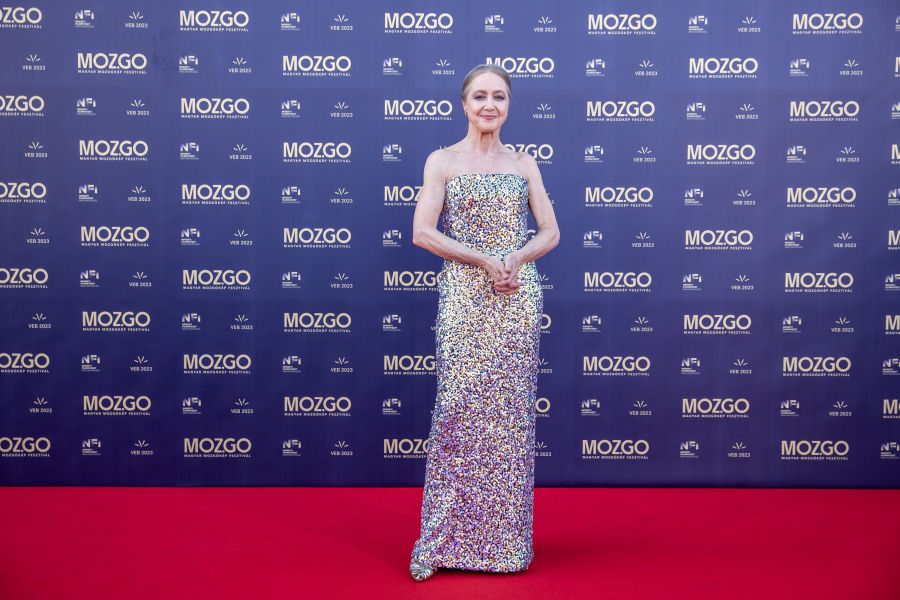 A hazai tervezők kreációiban tündököltek a sztárok és a filmesek Magyar Mozgókép Díjak gáláján - Kikapcsoló - STYLENEWS - 