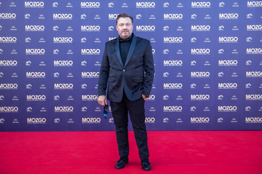 A hazai tervezők kreációiban tündököltek a sztárok és a filmesek Magyar Mozgókép Díjak gáláján - Kikapcsoló - STYLENEWS - 