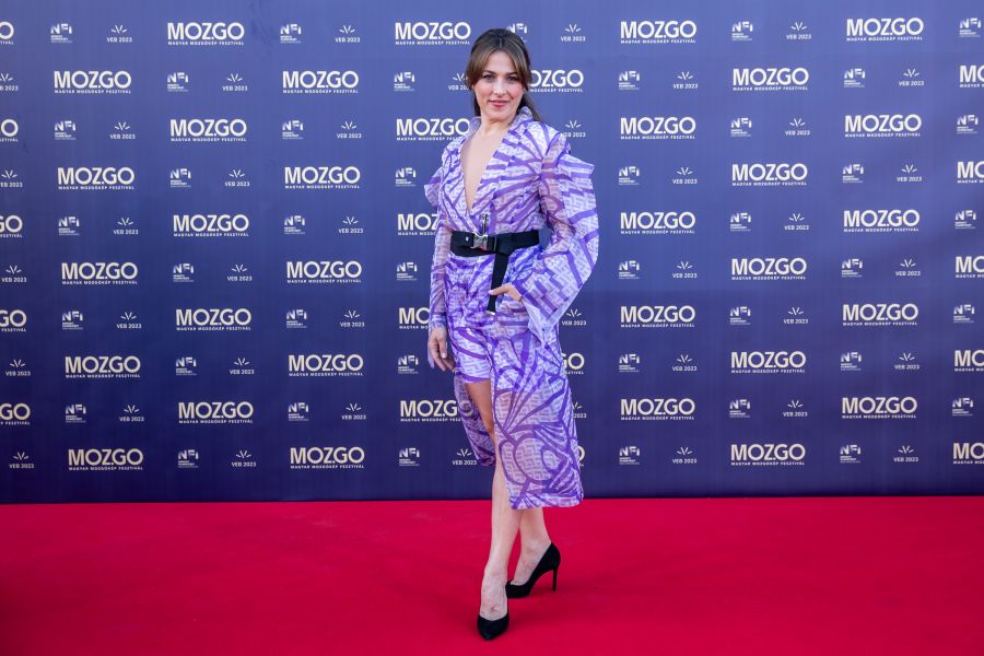 A hazai tervezők kreációiban tündököltek a sztárok és a filmesek Magyar Mozgókép Díjak gáláján - Kikapcsoló - STYLENEWS - 