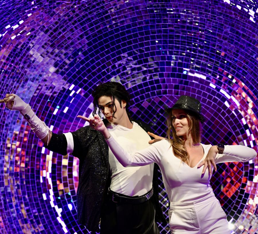 Michael Jackson relikvia érkezett a Madame Tussauds Budapestbe - STYLENEWS -  - madame tussauds, michael jackson, 