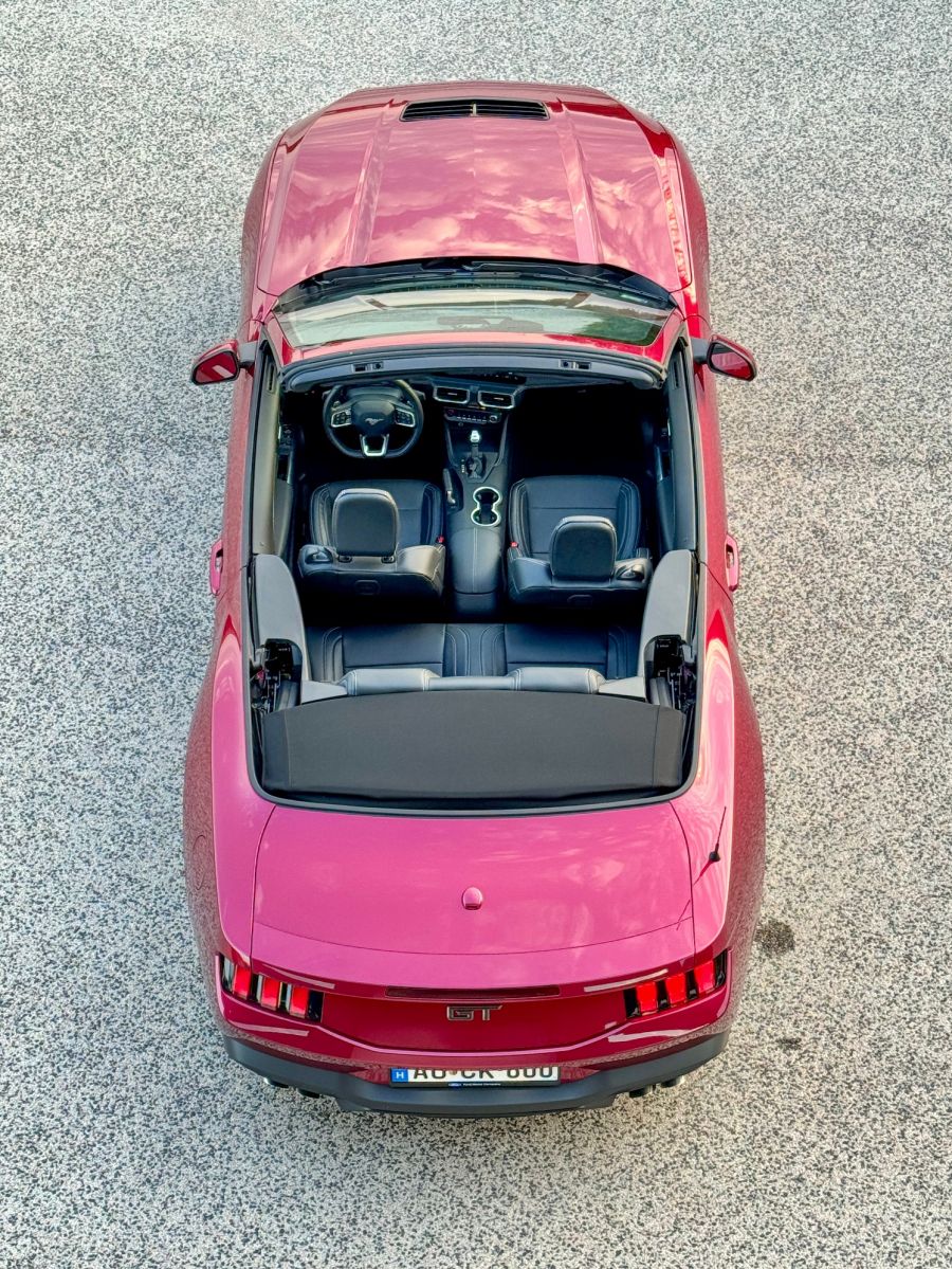 Mézédes áfonyás keménycukor – Ford Mustang GT Performance Convertible teszt - Autó & Motor - MOBILITY - 