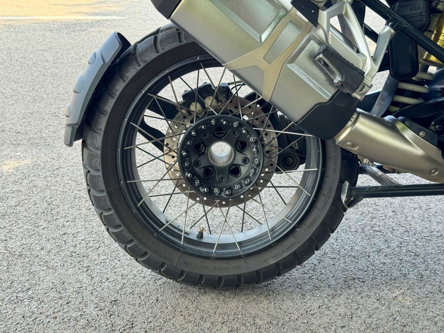 Kisimulva – BMW R1250GS vs. R1300GS - Autó & Motor - MOBILITY - BMW R1250gs vs. R1300GS teszt, BMW r1300gs teszt, r1300gs, r1300gs teszt, 