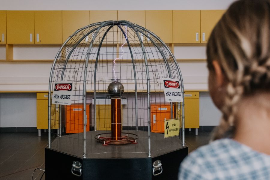 5+1 élményközpont Magyarországon, ahol szórakozva fedezheted fel a tudományt - Kikapcsoló - STYLENEWS - agóra debrecen, code veszprém, csodák palotája, interaktív kiállítás, mobilis győr, technológia és oktatás, tudományos élményközpont, 