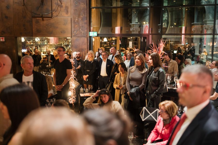 A Kibertér Természete – Dukai István kiállítása - Kikapcsoló - STYLENEWS - A Kibertér Természete, Art Corner projekt, Dukai István, Dukai István kiállítása, Hotel Clark, Leo Bistro, 