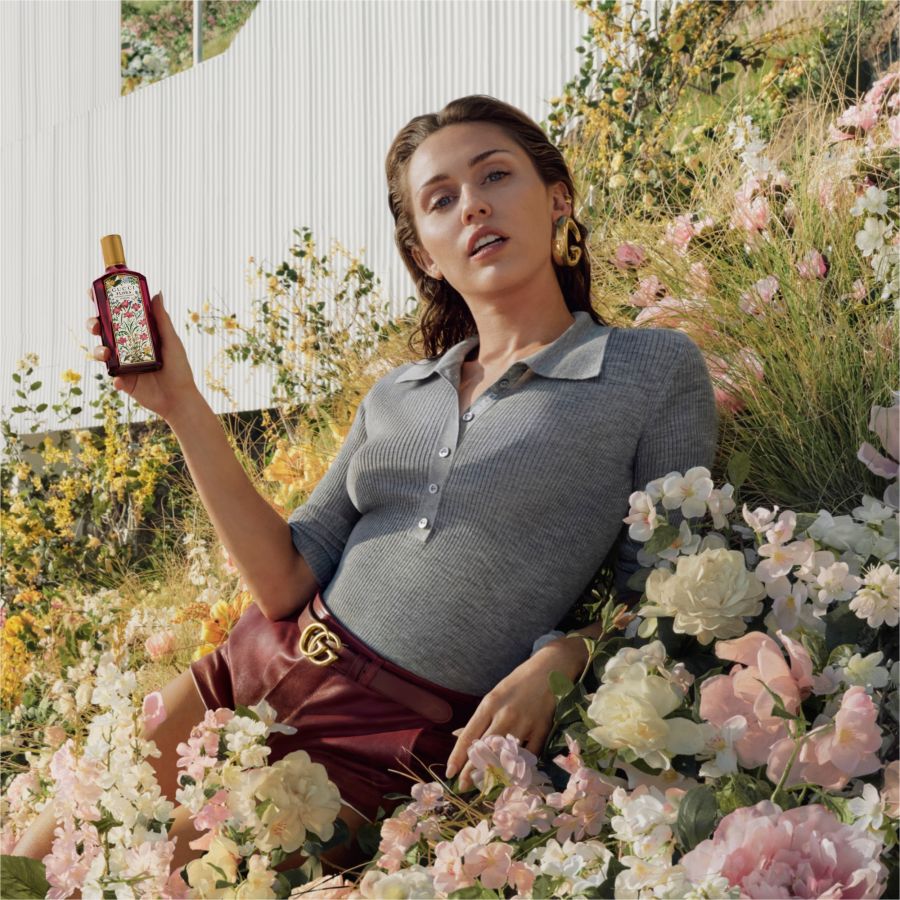  MERÜLJ EL A FLORA EKSZTÁZIS VILÁGÁBAN AZ ÚJ GUCCI FLORA  GORGEOUS GARDENIA EAU DE PARFUM INTENSE ILLATÁVAL! - ÉLETÉRZÉS -  - 