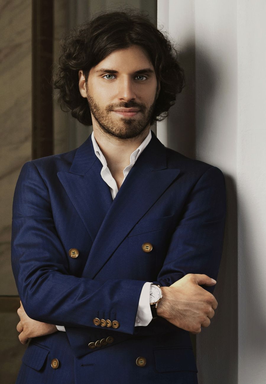 Szarvasgomba és kaviár jár a pogácsához, ehető arany pedig a kekszhez a Zsolnay Kávéházban - STYLELIFE -  - Radisson Blu Béke Hotel, Stílusgourmand Afternoon Tea by Zsolnay Café, Zsolnay porcelánszervíz, 