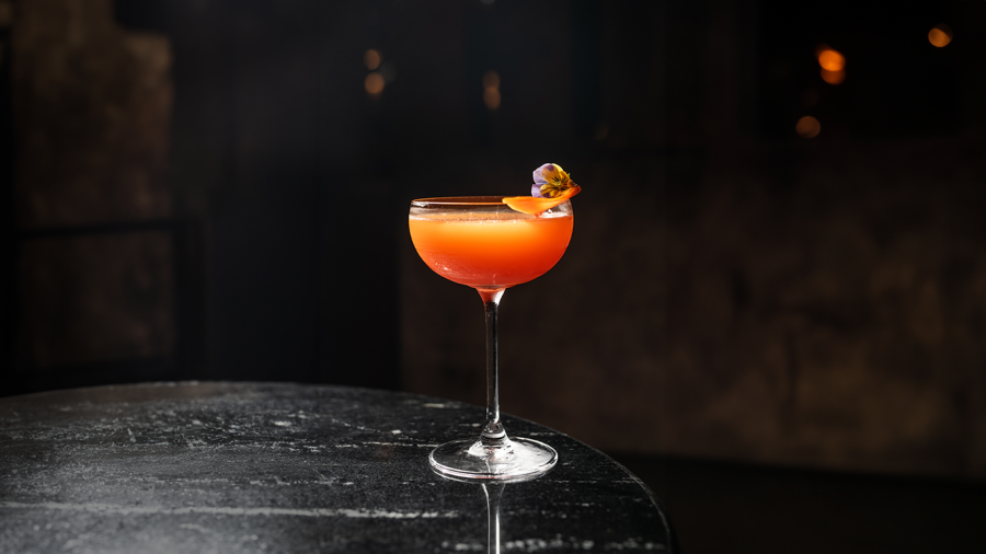 Visszatérés a klasszikus bárkultúra alapjaihoz: megnyitott a Lazy Lion bár az Adria Palotában - STYLENEWS - Gasztronómia - 