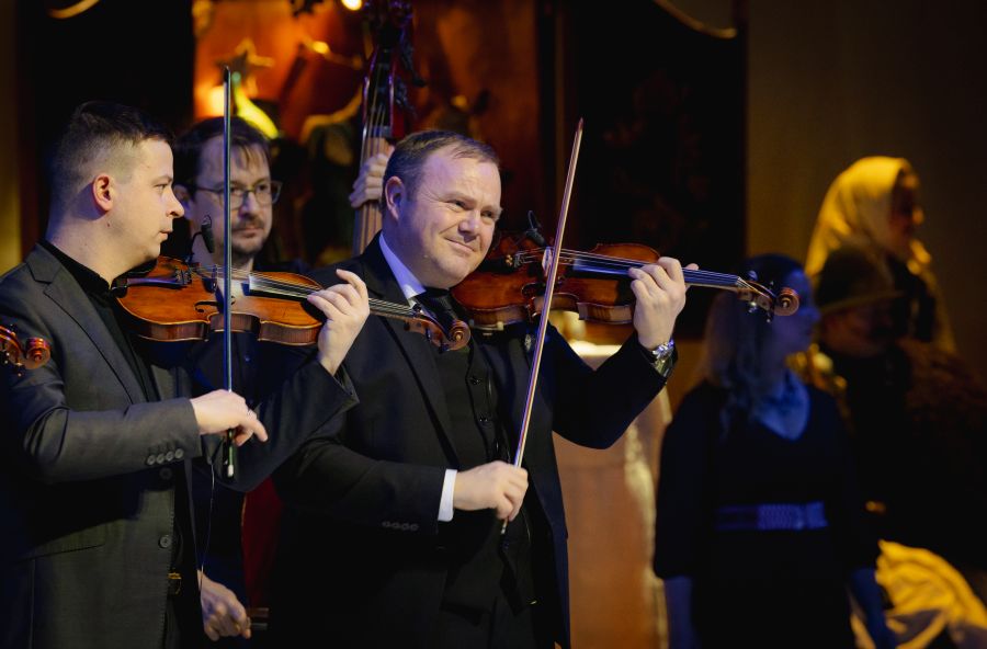 Adventi muzsika a Hagyományok Házában, Csodaváró Betlehemes és Újévköszöntő a Müpában - Kikapcsoló - STYLENEWS - adventi programok, hagyományok háza, Magyar Állami Népi Együttes, 