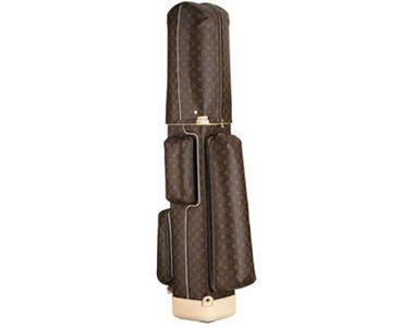 A golfozók legdrágább táskája Louis Vuitton-tól -  -  - damier geante, elegáns, esernyő, golf, golfozók, ipod, labda, labdatartó, Louis Vuitton, sport, táska, zseb,
