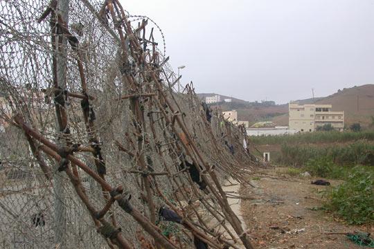 Szigorúan őrzött határok -  -  - Ceuta, Ciprus, ciszjordánia, Észak-Írország, határ, Korea, Melilla, Mexikó, peace lines, USA, zöld vonal, 