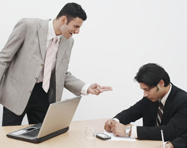 Nevelje meg a főnökét -  -  - főnökét, Maurice B. Line, Mit tegyünk a főnökkel?, tanulmány, 