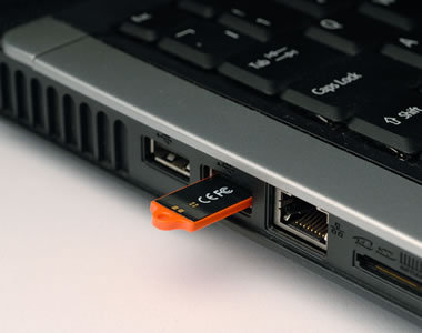 Nehezék nélkül elveszhetnek az adatok -  -  - pendrive, Store N Go pendrive, usb, 