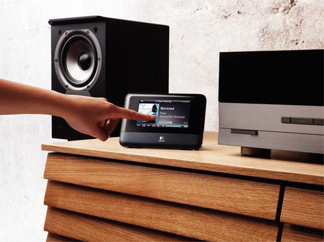 Squeezebox Touch & Radio -  -  - Deezer, iTunes, Last.fm, logitech, Napster, Radio, Squeezebox, Squeezebox Touch & Radio, Touch, wifi, zenelejátszó,