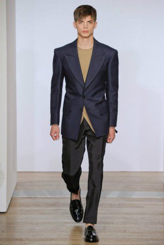 Yves Saint Laurent 2012-es tavaszi kollekció -  -  - 2012 tavasz, kollekció, Yves Saint Laurent,