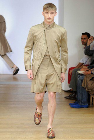 Yves Saint Laurent 2012-es tavaszi kollekció -  -  - 2012 tavasz, kollekció, Yves Saint Laurent,