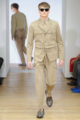 Yves Saint Laurent 2012-es tavaszi kollekció -  -  - 2012 tavasz, kollekció, Yves Saint Laurent,