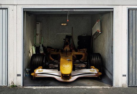 Villantson garázsajtó-matricával -  -  - garázsajtó, matrica, 